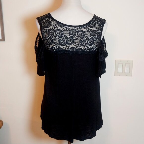 XHILARATION SIZE M BLACK LACE TRIM COLD SHOULDER TOP - Picture 5 of 10